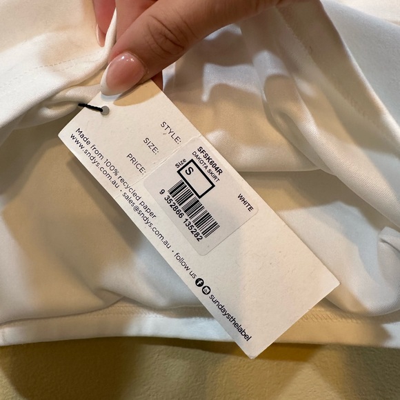 NWT SNDYS X Revolve White Dakota Mini Skirt Women’s Size Small - Picture 3 of 7